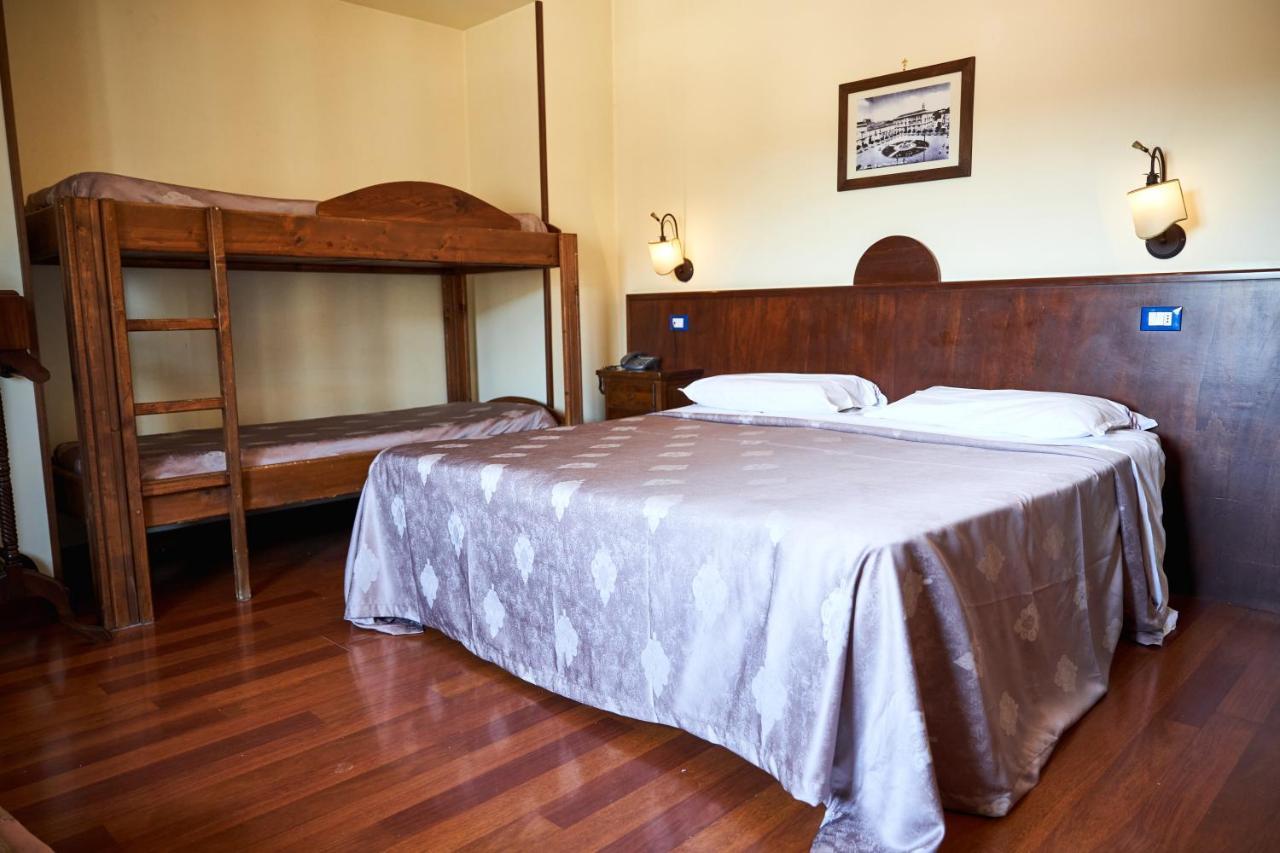 Hotel Max Aversa Zewnętrze zdjęcie