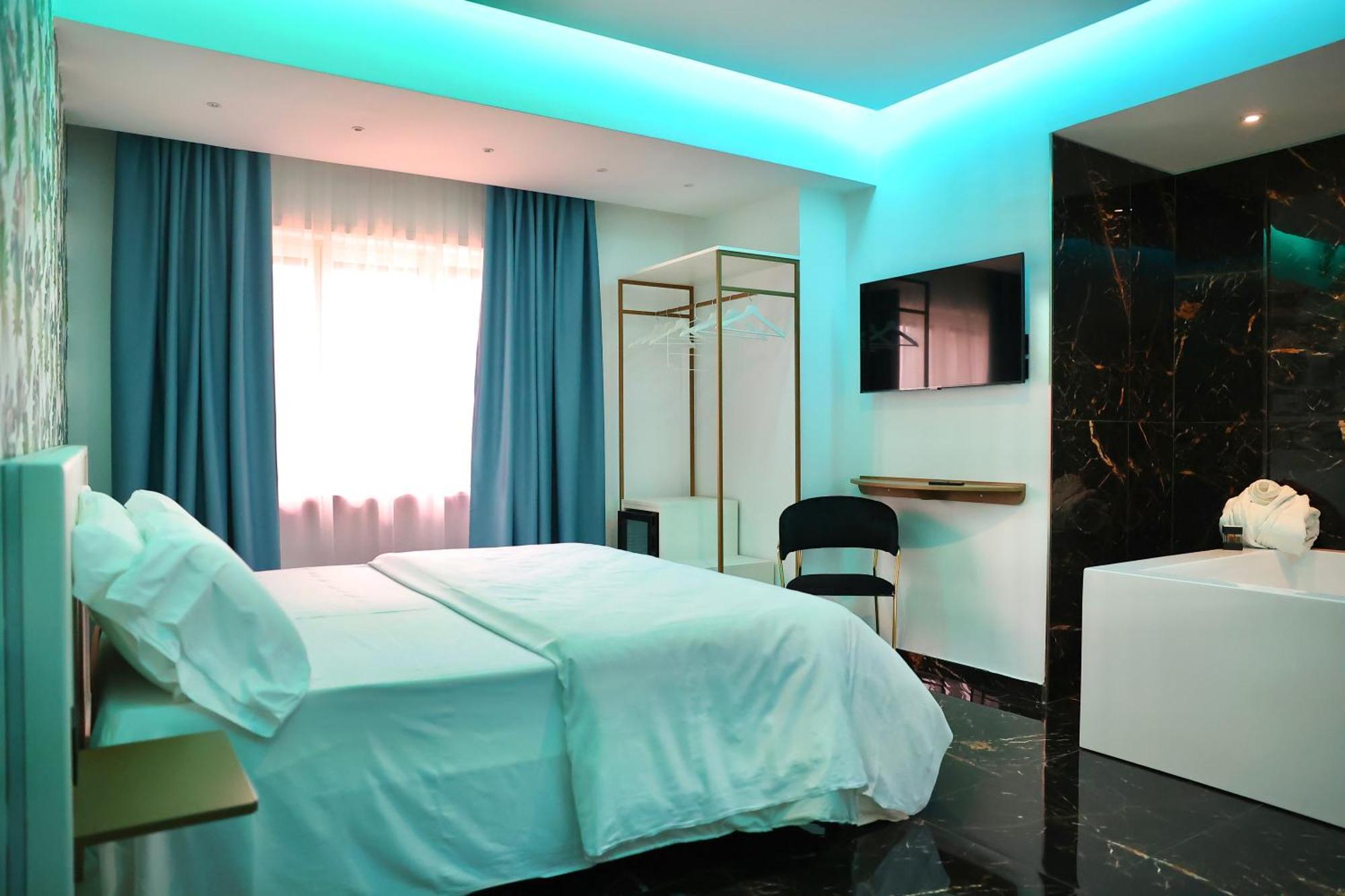 Hotel Max Aversa Zewnętrze zdjęcie