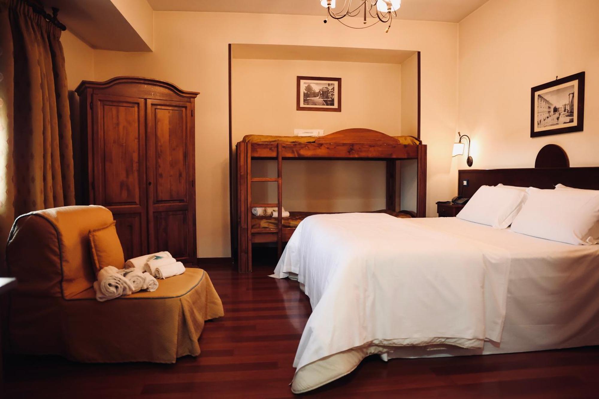 Hotel Max Aversa Zewnętrze zdjęcie
