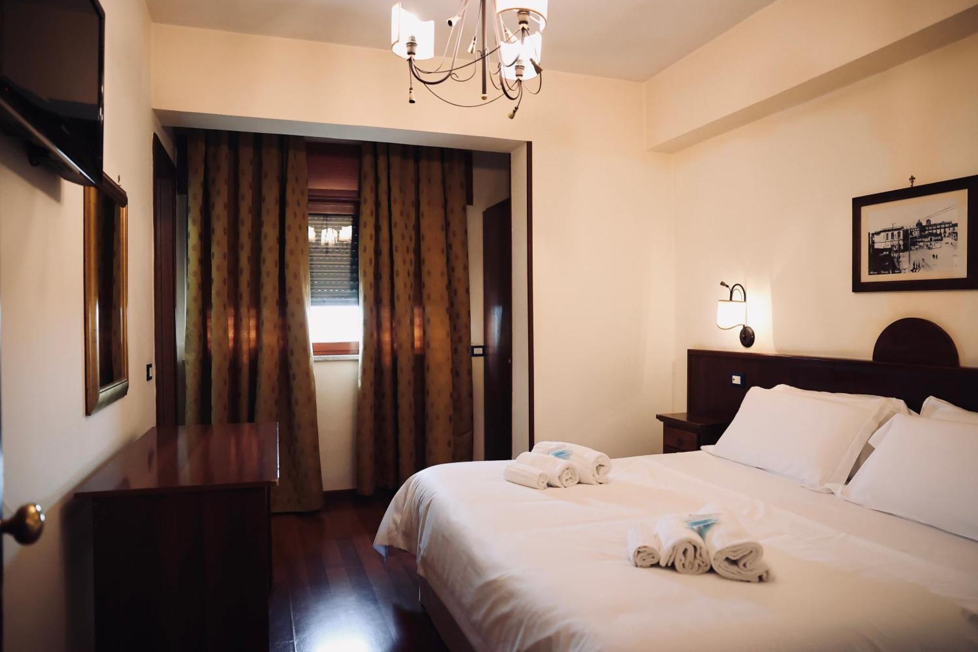 Hotel Max Aversa Zewnętrze zdjęcie
