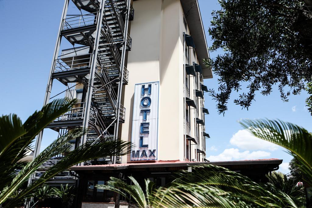 Hotel Max Aversa Zewnętrze zdjęcie