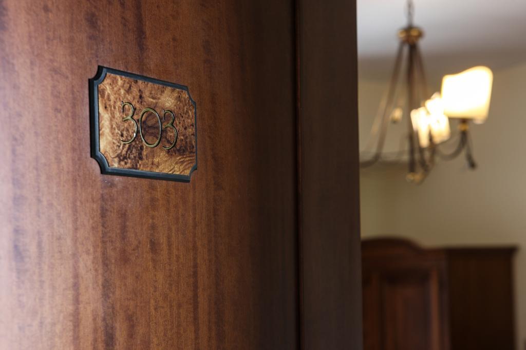 Hotel Max Aversa Zewnętrze zdjęcie