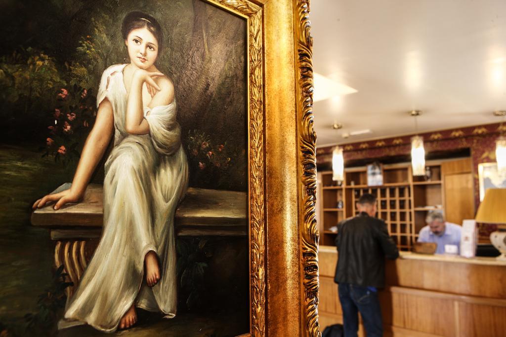 Hotel Max Aversa Zewnętrze zdjęcie